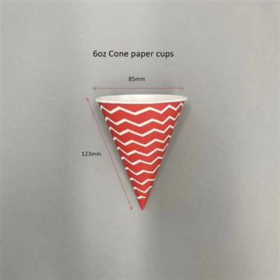 أكواب ورقية على شكل مخروط